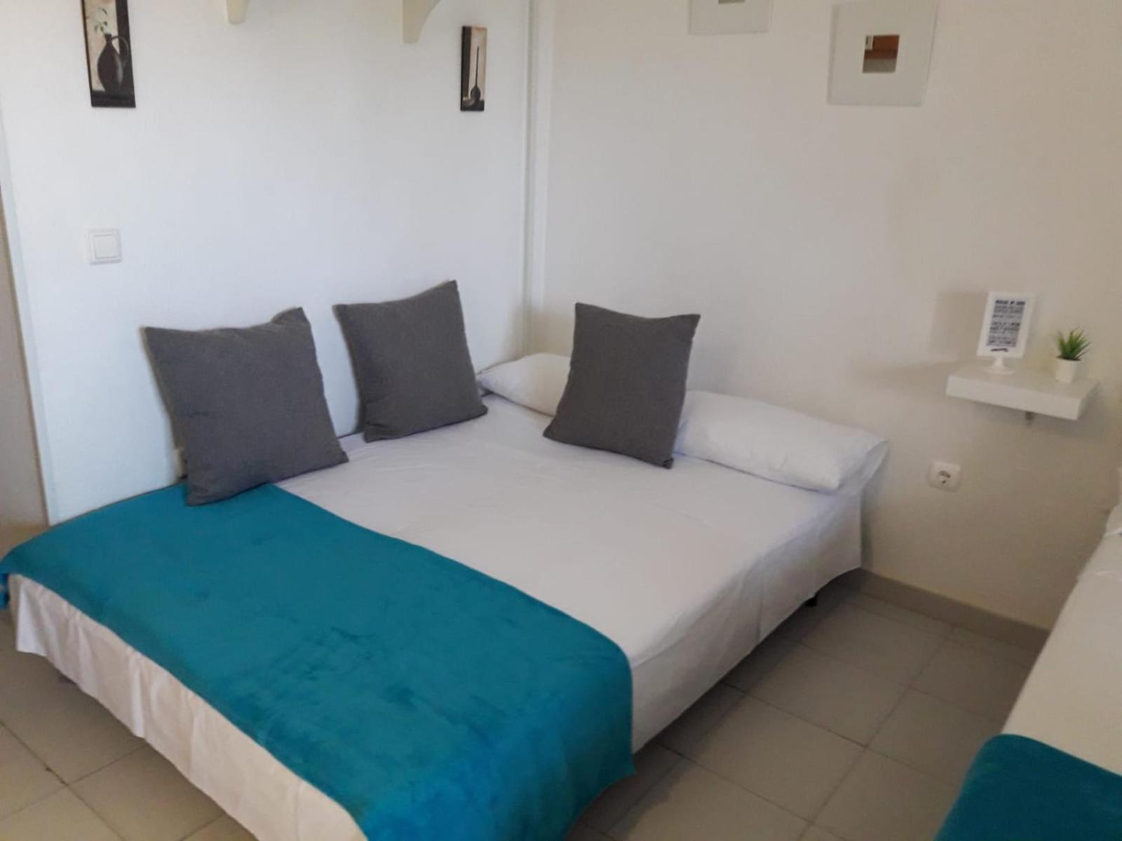Benalbeach Holidays بينالماذينا الغرفة الصورة